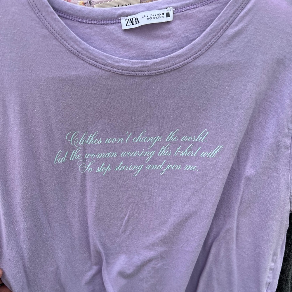 Zara Women's T-Shirt with Message Print in Front Size L Color Purple